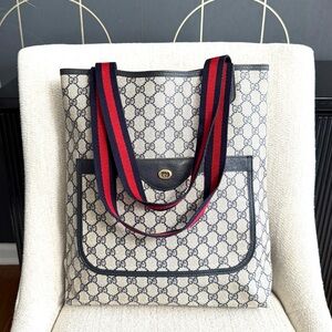 Gucci authentic baby grey monogram coated supreme canvas tote bag